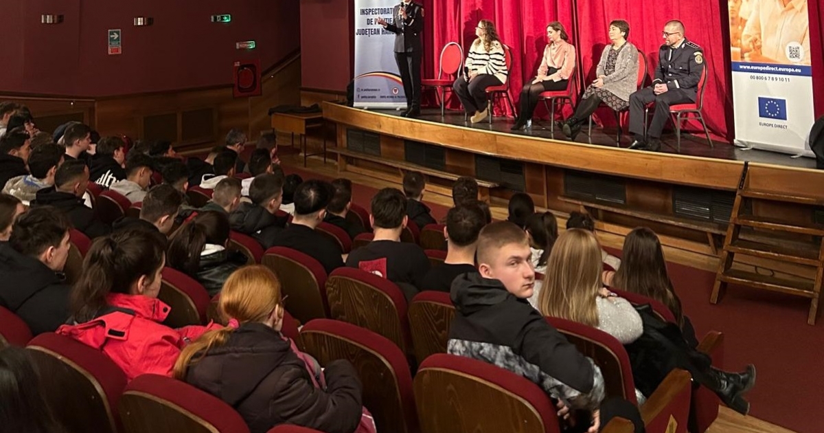 Drogprevenciós előadást tartottak Székelykeresztúron a diákoknak